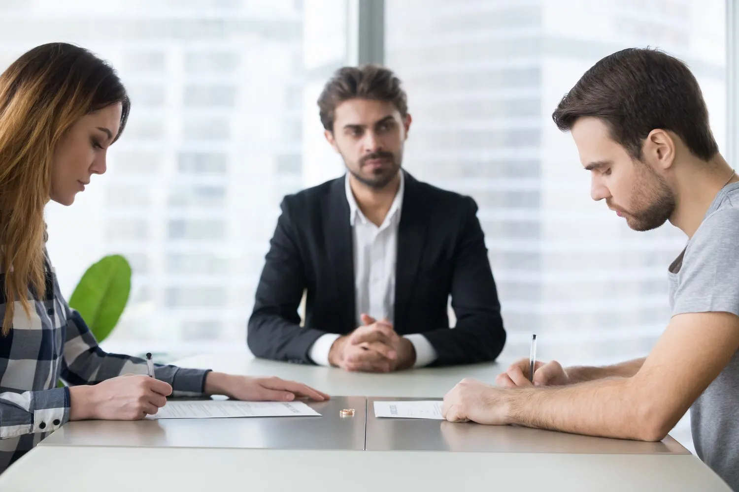 How EH Mediation Guides Couples Toward Fair and Balanced Outcomes Cornwall